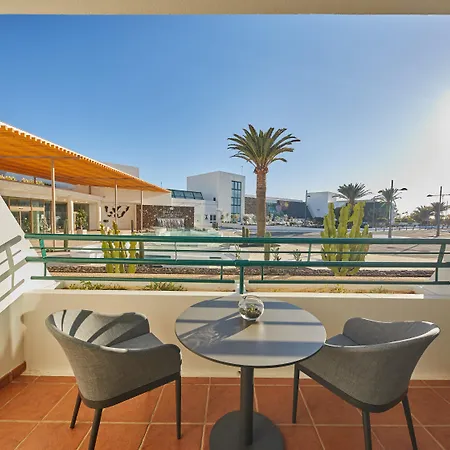 Dreams Lanzarote Playa Dorada & פלאיה בלנקה