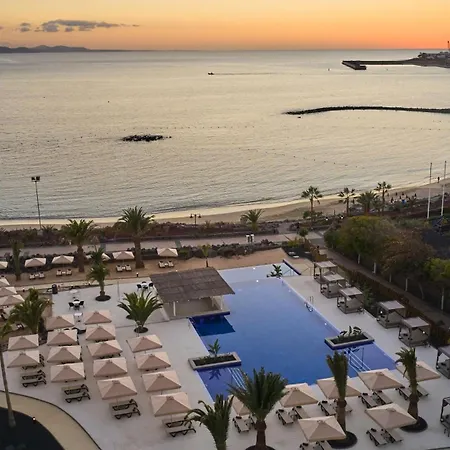 מלון Dreams Lanzarote Playa Dorada & פלאיה בלנקה