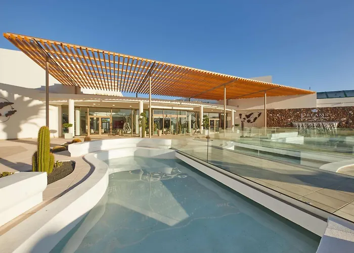 酒店 Dreams Lanzarote Playa Dorada & 5*