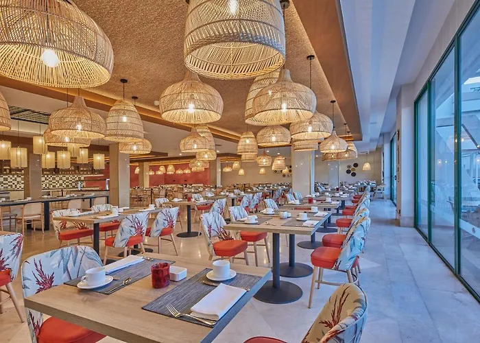 Dreams Lanzarote Playa Dorada & מלון